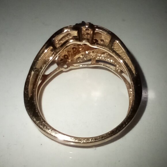 10Kt Yellow Gold One-Third-Carat Diamond 5-Row Wave Ring - Picture 5 of 5